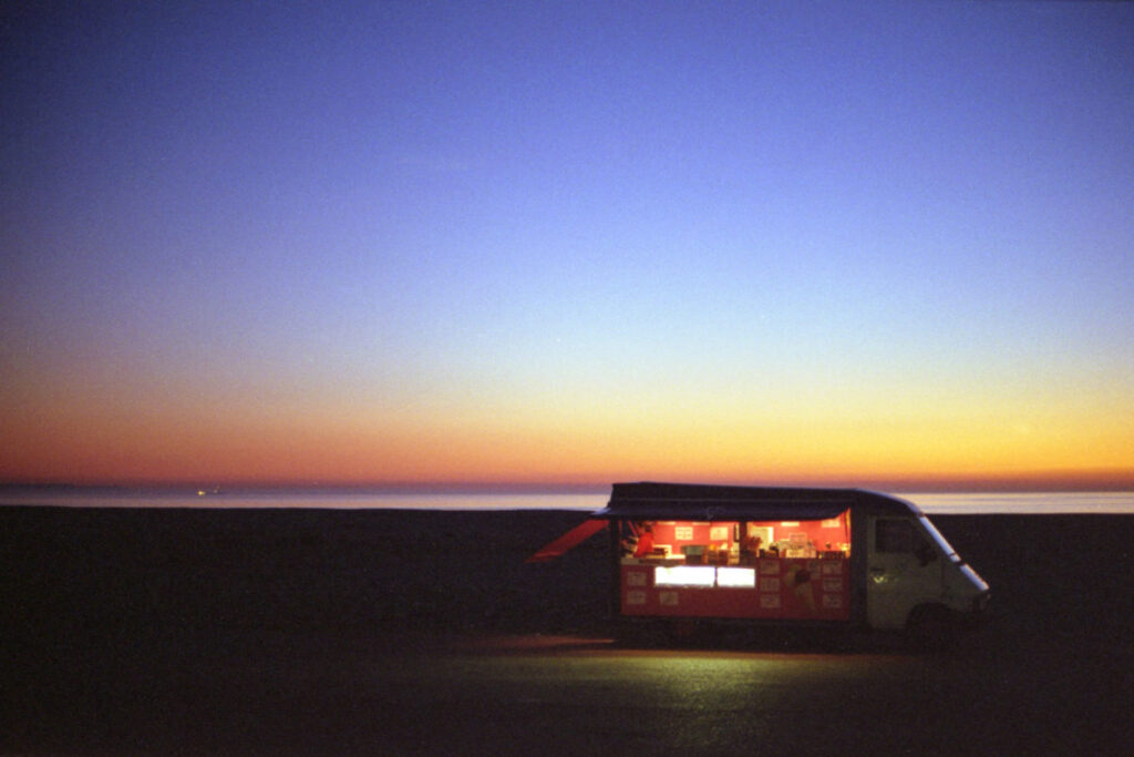 Photographie argentique au coucher de soleil au havre
